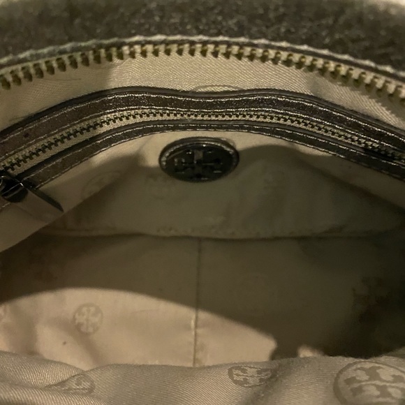 Pre own Tory Burch Crossbody small leather bag - Picture 6 of 9